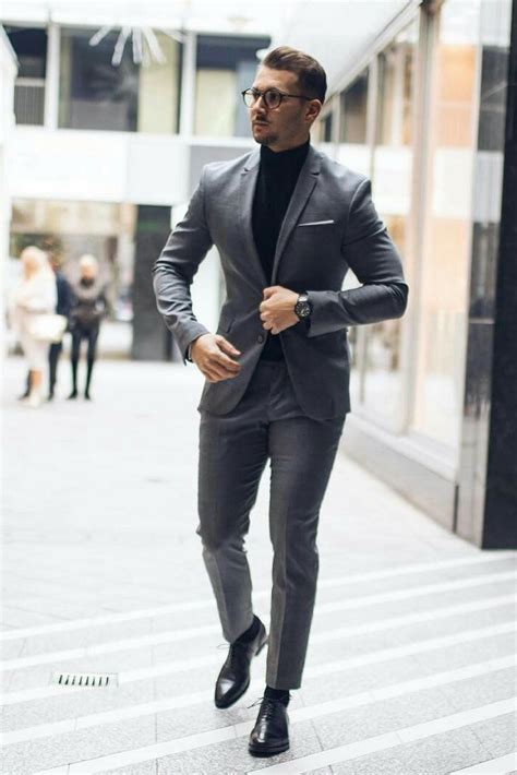They aim to look youthful. 9 Everyday Mens Street Style Looks To Help You Look Sharp ...