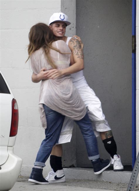 Jennifer Lopez Caught Kissing Casper Smart Jennifer Lopez Photo 27267613 Fanpop