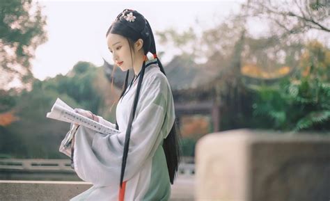 Many Supporters Believe That Wearing Hanfu Brings Them A Strong Sense Of National Identity Many
