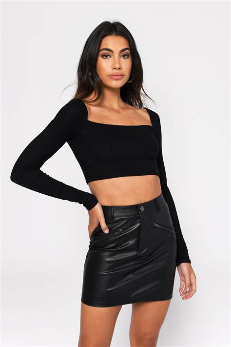 Tobi Crop Tops Womens Side Note Red Ribbed Crop Top Black ⋆ Theipodteacher
