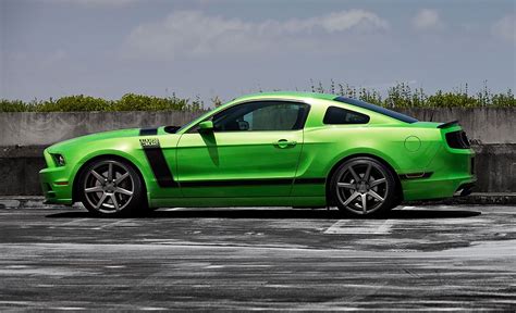 Free Download Green Ford Mustang Boss 302 Car Picture Hd Wallpaper