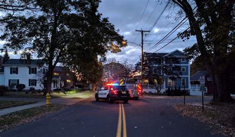Milford Standoff Prompts Evacuation Of Apartments Connecticut Post
