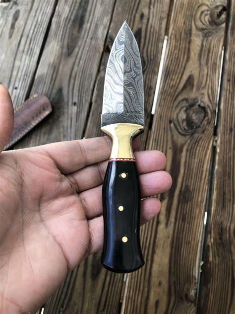 Hand Forged Damascus Steel Dagger Boot Knife W Horn And Brass Bolster