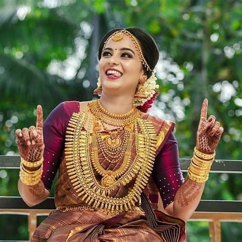 South Indian Bride Saree Rajasthani Bride Indian Bride Poses Kerala