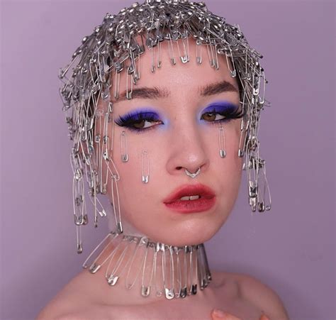 Bean🌱 On Instagram 📎pinhead🖇 Safety Pin Headpiece Made