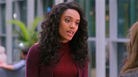 The Kissing Booth 2s Maisie Richardson Sellers Has A Message For