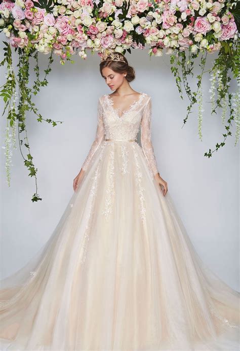 And while some stores like david's bridal offer much more affordable options, it can be super hard not to lust over a certain designer you. 3dda16f375768f91b4901e1f3a453314--wedding-gown-rental ...
