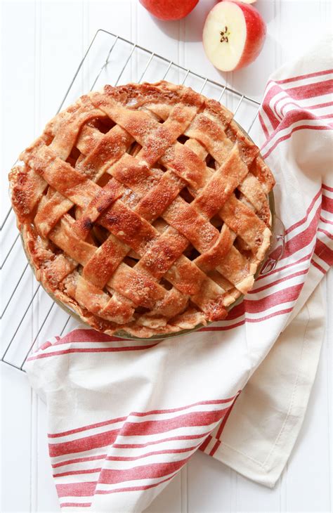Cinnamon Honeycrisp Apple Pie Hey It S Julay