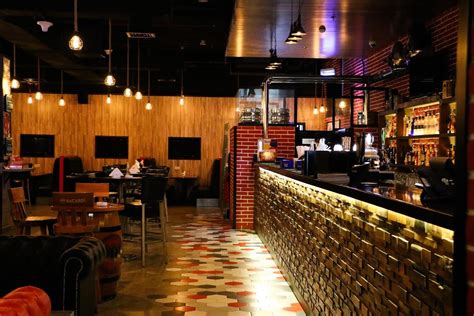 Freddys Restro Cafe Burdubai Near Oud Metha Metro Station Restaurant