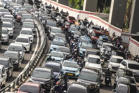 Change Driver Behavior To Beat Jakartas Traffic Jams Academia The