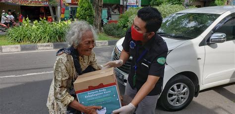 31 karyawan pt pt graha nakula persada siap gugat perusahaan itu karena gaji dan thr tidak dibayar. Karyawan PT KPF Surabaya Sisihkan Gaji Demi Berbagi ...