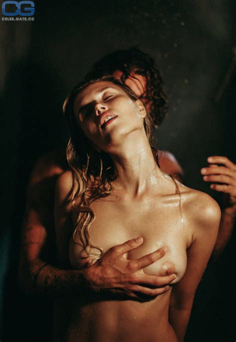 Polina Malinovskaya Nackt Nacktbilder Playboy Nacktfotos Fakes