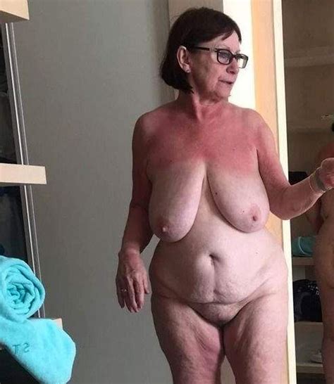 Broad In The Beam Busty Grannies Posing Nude Olderwomennaked