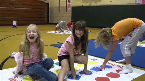 3rd Grade Twister Fitness At Ccesmov Youtube