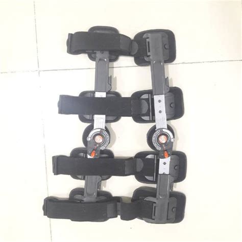 High Quality Acl Knee Brace Everything Else Others On Carousell