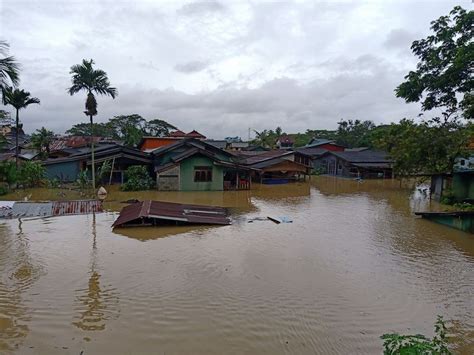behörden wurden aufgefordert den von Überschwemmungen betroffenen provinzen zu helfen thailandtip