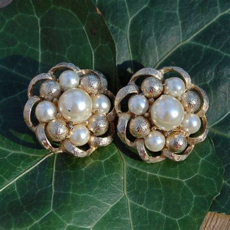 Vintage Kramer Gold Tone And Faux Pearl Clip On By Marysuesjewels