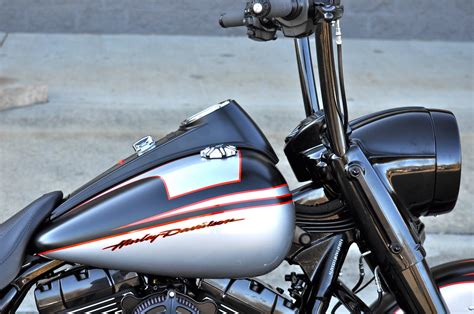 Don't see your favorite business? 2015 ROAD KING CUSTOM A.B.S. **MINT** $15,000.00 IN XTRA'S ...