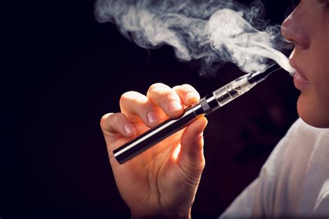 I Minorenni Possono Fumare La Sigaretta Elettronica Senza Nicotina