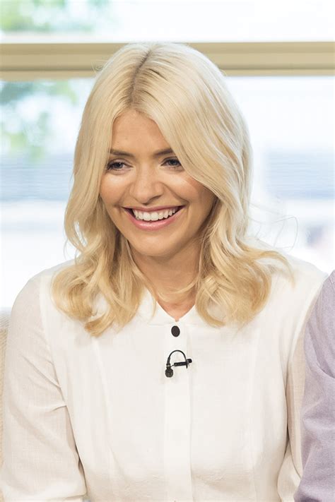 Holly Willoughby Reveals What Her Hair Really Looks Like Before Her Hairstylists Get To It