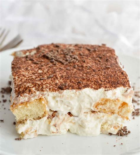 These biscuits, or ladyfingers, as they are often called, are used for making charlotte russe, trifles, and for a variety of fancy sweet dishes. Easy Tiramisu Recipe - WonkyWonderful