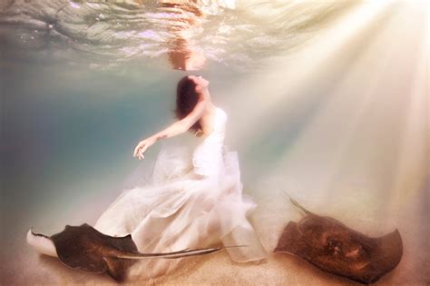 Adam Opris Photography Underwater Bridal Photo 16