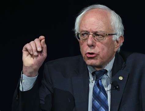 6 Things Every Feminist Should Know About Bernie Sanders Campaign