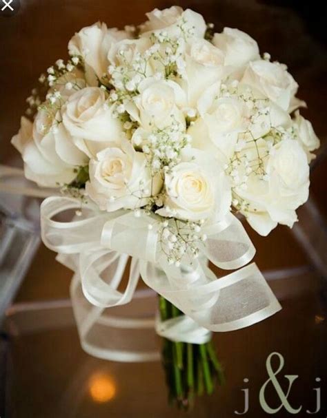 Check spelling or type a new query. Pin by Piny Mora on Wedding | Simple wedding bouquets ...