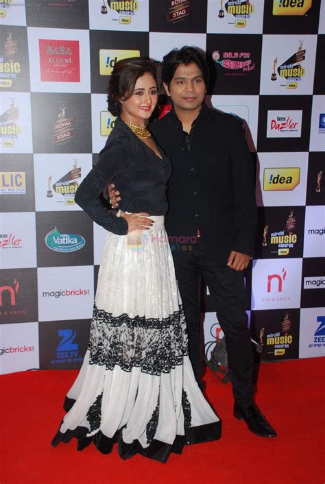 Rashmi Desai Ankit Tiwari At 7th Mirchi Music Awards In Mumbai On 26th Feb 2015 Rashami Desai