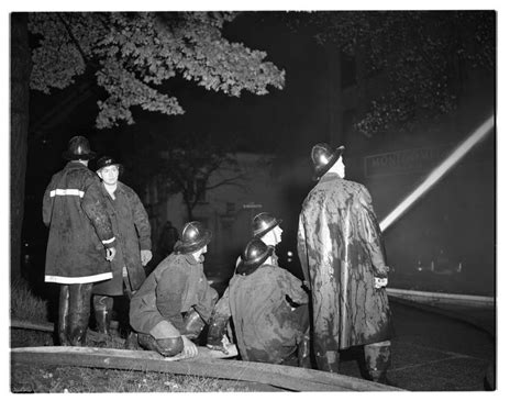 Pin By Imok 42104 On Historical Fire Photos Firefighter Historical
