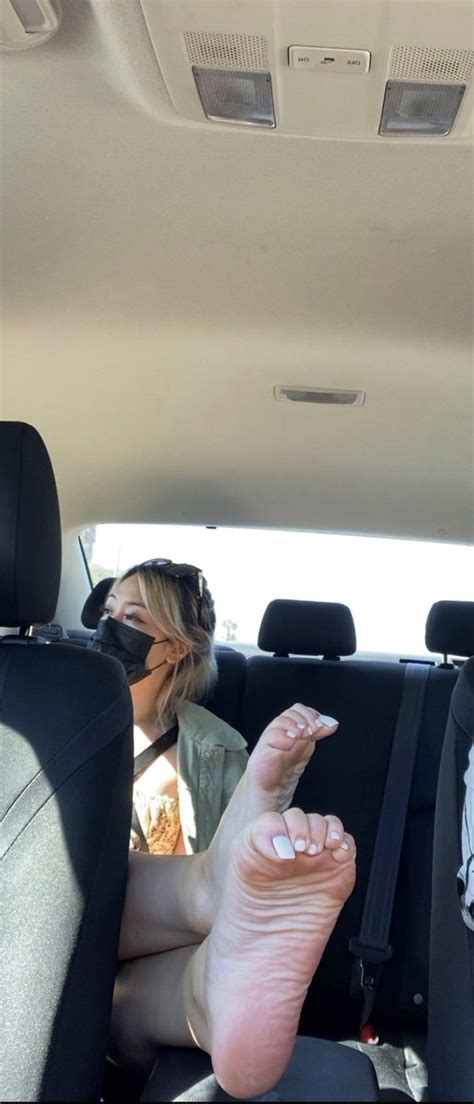 californiasole on twitter when your cute passenger puts her feet up you can t help but wonder