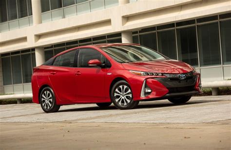 2020 Toyota Prius Prime Limited Review 2020 Pcmag Australia