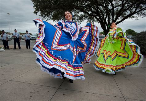 Hispanic Heritage Month Off To Festive Start With Folk Dancers Salsa