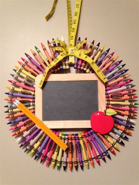 Crayon Wreath Back To School T Teacher T Classroom Etsy