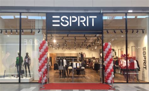 Le Réseau De Prêt à Porter Esprit Ouvre Deux Nouvelles Franchises