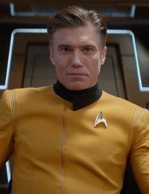 Christopher Pike Was A 23rd Century Male Human Federation Starfleet