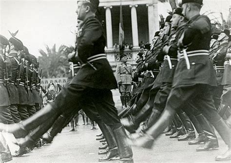 The Rise Of Benito Mussolini And Italian Fascism Facts Timeline My