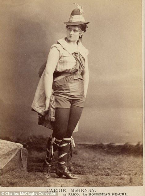 Photos Reveal Scandalous Burlesque Dancers Of The 1890s Daily Mail Online