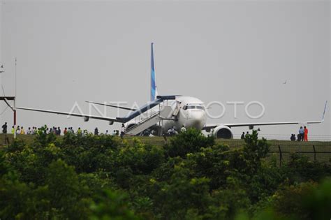 Pesawat Garuda Tergelincir Antara Foto