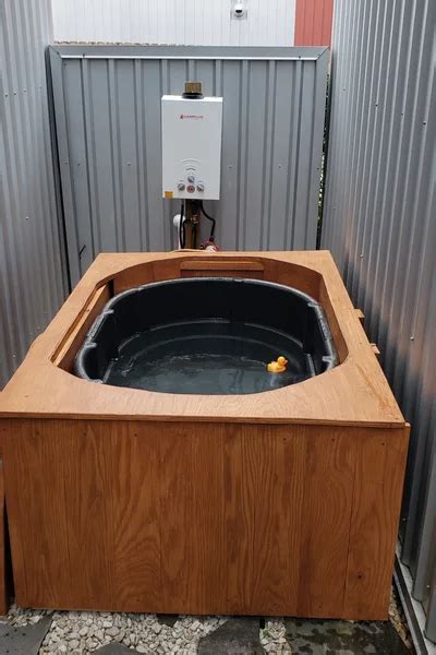 Rubbermaid Propane Heated Soaking Hot Tub Ofuro Tub Diy Hot Tub Stock Tank Hot Tub Hot Tub