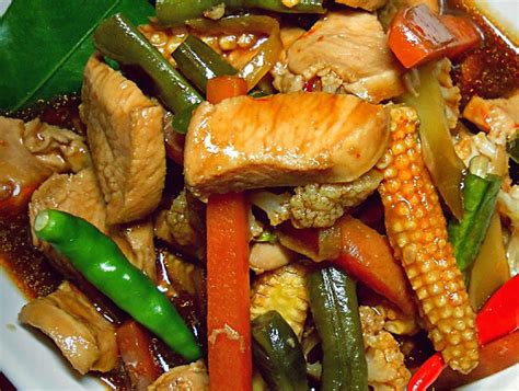 Ayam masak merah daun limau purut. Resepi Ayam Masak Paprik Ala Thai - Informasi Santai