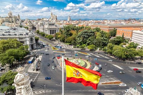 See more ideas about hiszpania, podróże, piękne miejsca. Hiszpańskie media: "Dlaczego Hiszpania schodzi na psy, a ...