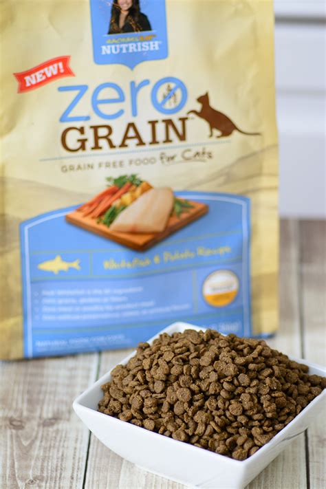 Chicken, chicken meal, corn gluten meal, brown rice, brewers rice, dried peas, poultry fat (preserved with mixed tocopherols), whole contains (1) 14 pound bag of dry cat food. Nutrish Zero Grain Cat Food from Rachael Ray - Almost Supermom