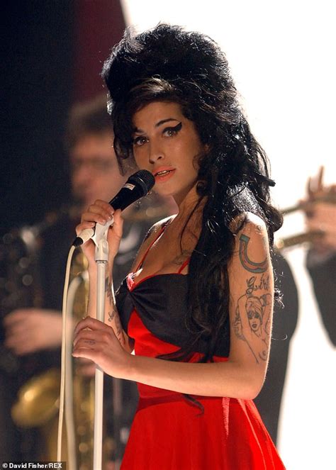 Amy Winehouse Better Times Amy Winehouse S 25 Most Memorable Moments