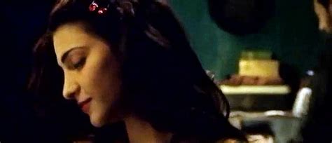 South Indian Actress Shruti Hassan Kiss Scene Video Dailymotion