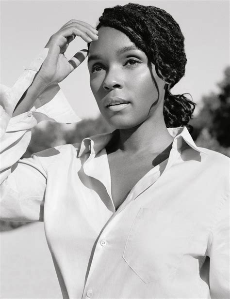 Janelle Monae Eoghainrozaria