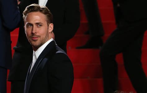5 Times Ryan Gosling Acknowledged His Memes From Hey Girl To Hating Cereal — Videos