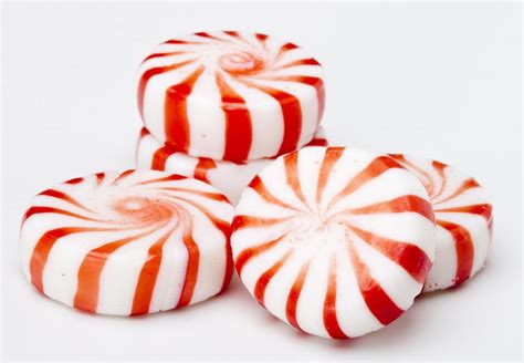 What Is The History Of The Candy Cane With Pictures