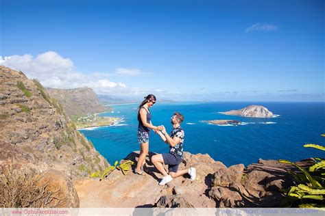 surprise hiking proposal at makapu u point lighthouse trail oahu hawaii