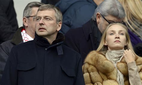 Russian Oligarch S Former Wife Awarded £2 6bn In Record Breaking Divorce World News The Guardian